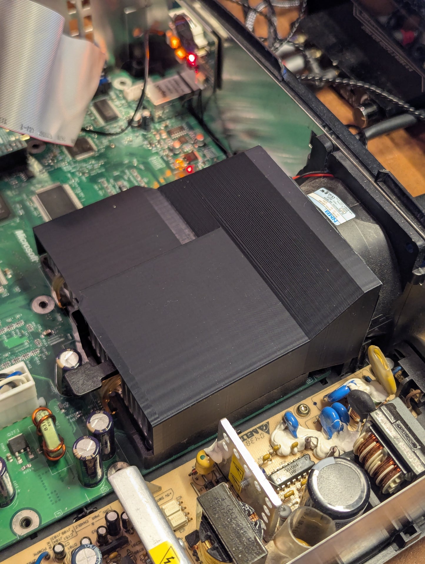 CPU/GPU Heatsink Shroud