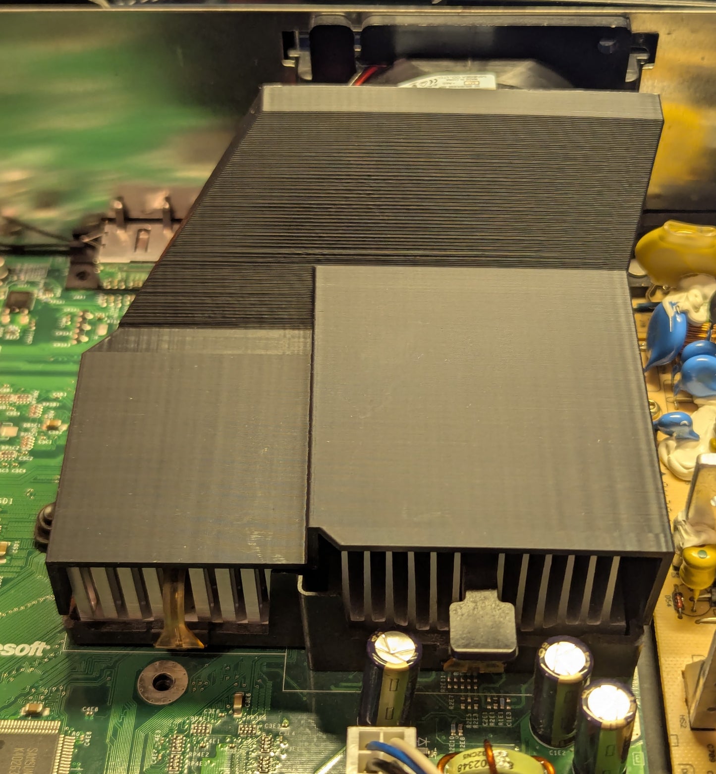 CPU/GPU Heatsink Shroud